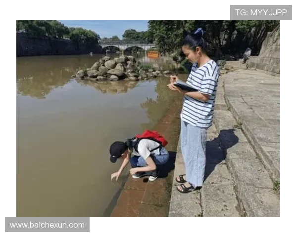 欢乐假期中交织亲情与梦想的青春旅程呈现动人影视篇章 欢乐假期中交织亲情与梦想的青春旅程呈现动人影视篇章